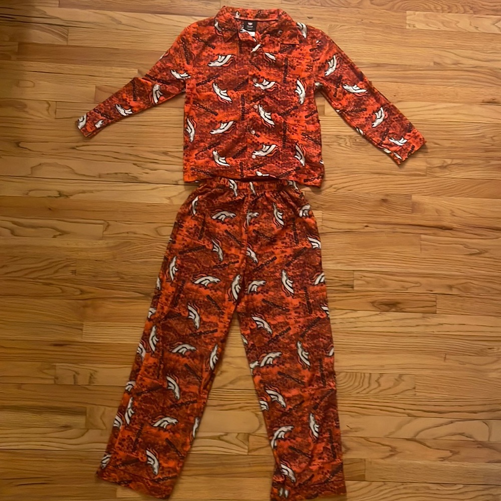 NFL Broncos Pajama Set